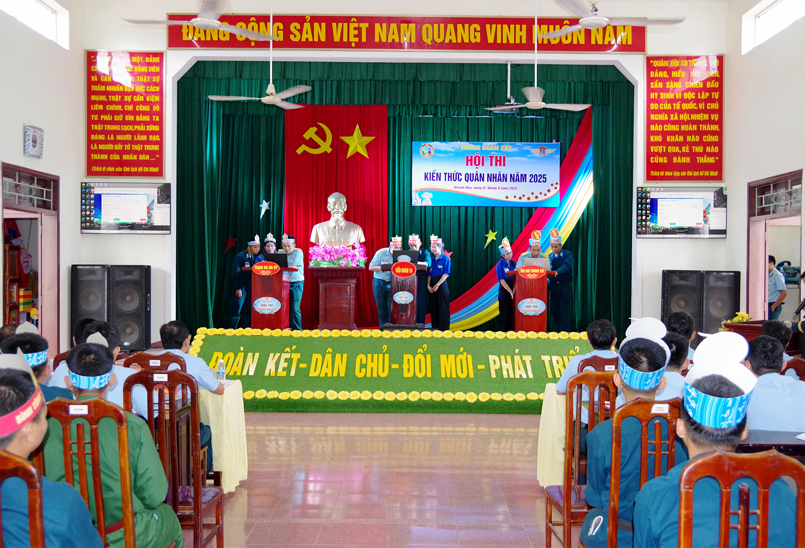 Trung đoàn 292 tổ chức Hội thi kiến thức quân nhân năm 2025